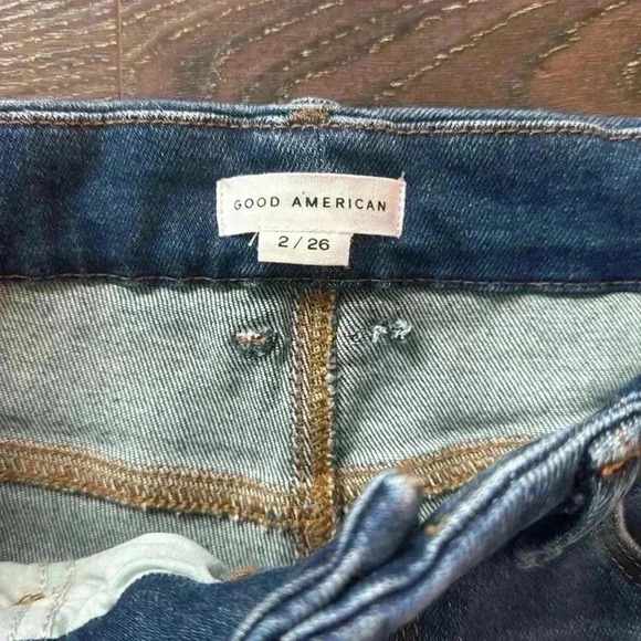 Good American Jeans.  Women’s size 2/26.  Like new! - Picture 3 of 5
